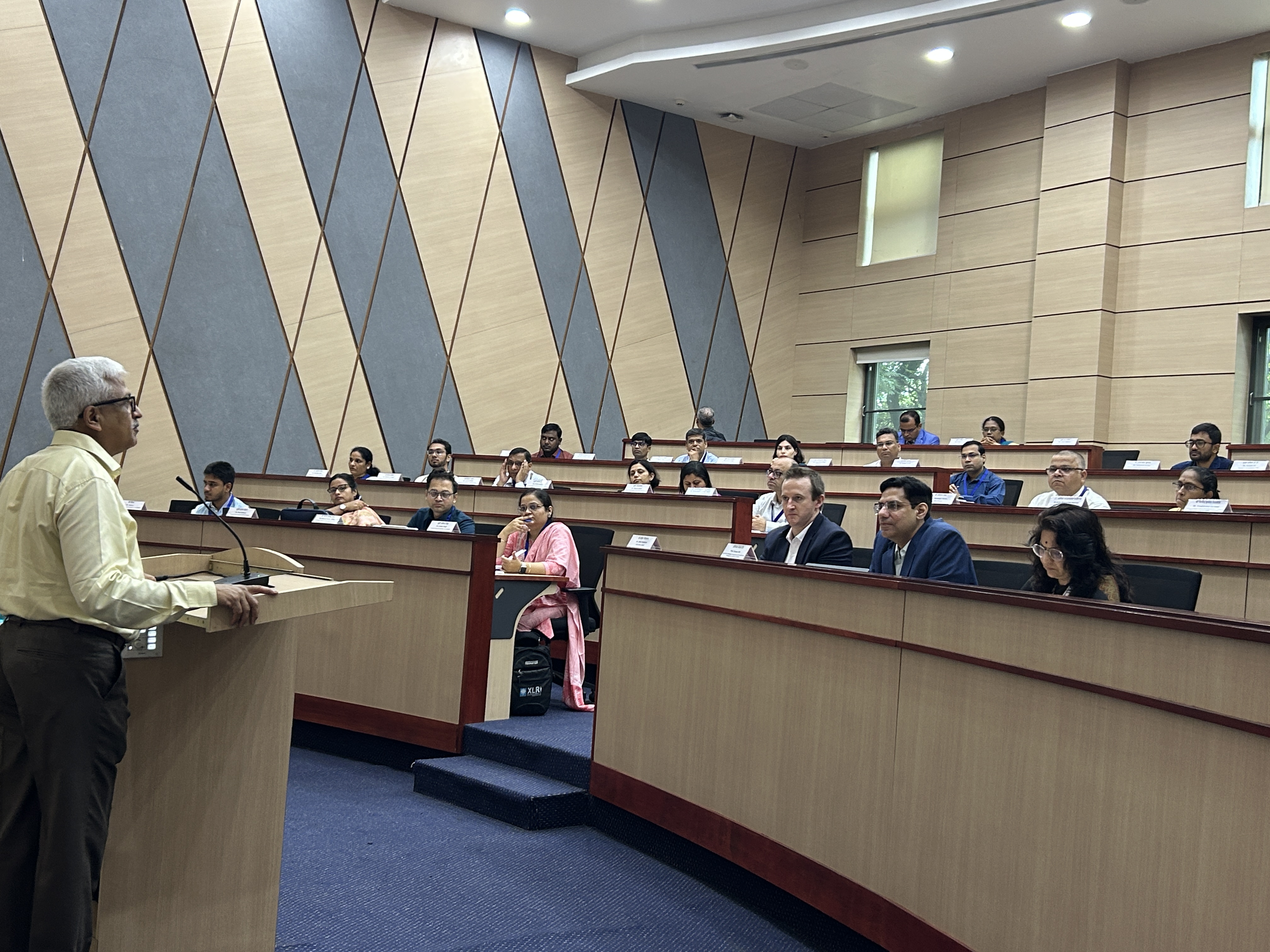 Dr R Balasubramaniam