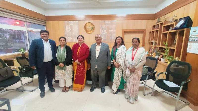 A pre-workshop discussion was held in the presence of Smt. Chandralekha Mukherjee, Principal Advisor, Capacity Building Commission, and Shri Sachin Sinha - Image 4