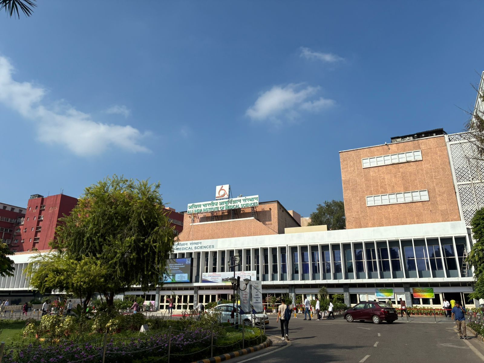 Dr. R Balasubramaniam, Member HR, Capacity Building Commission, and the team visited AIIMS, Delhi - Image 7