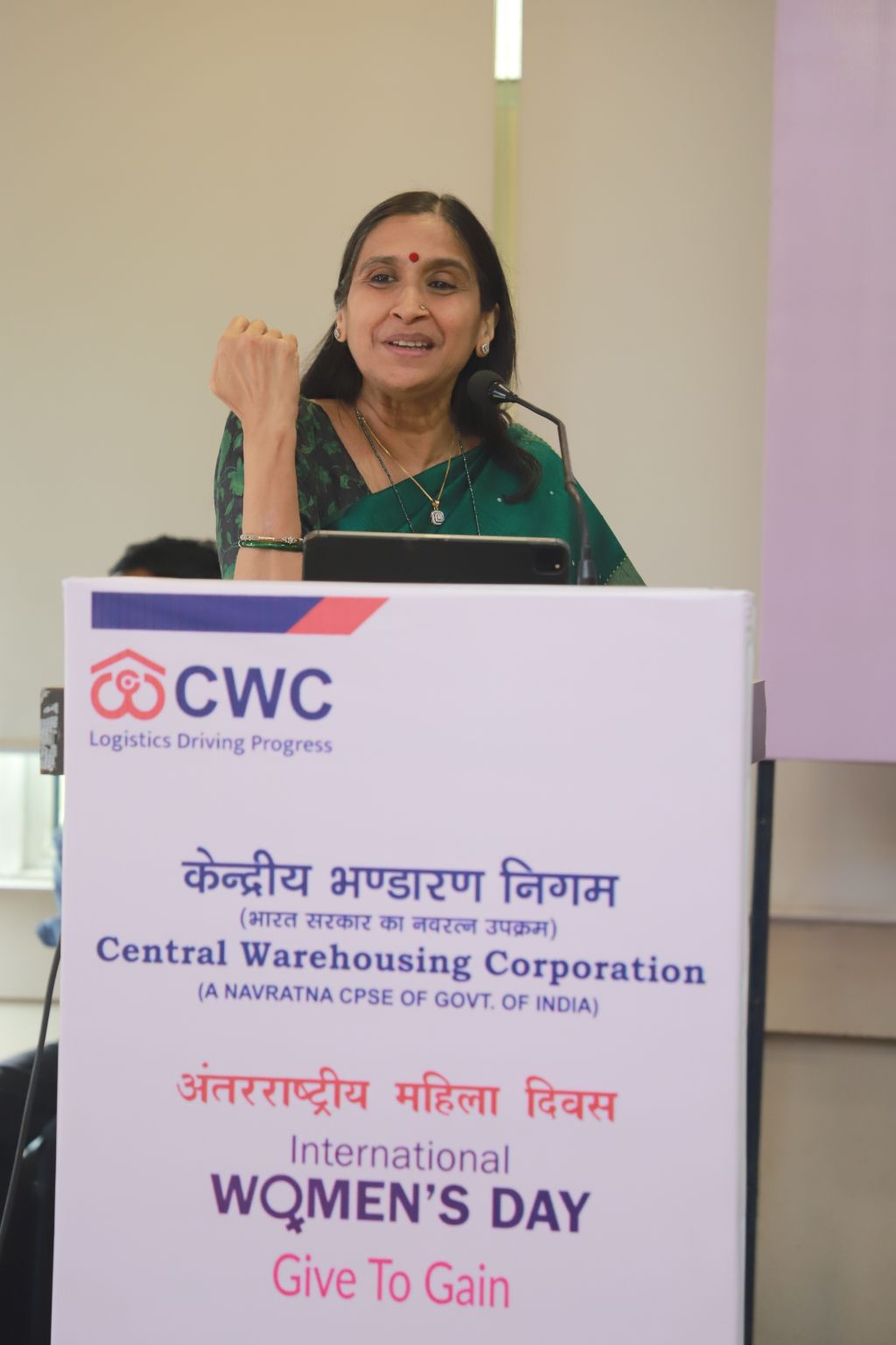 Member, CBC, Dr Alka Mittal addressed the leadership of CWC, women officials at the Women’s Day celebrations at Central Warehousing Corporation (CWC) in New Delhi.  - Image 2