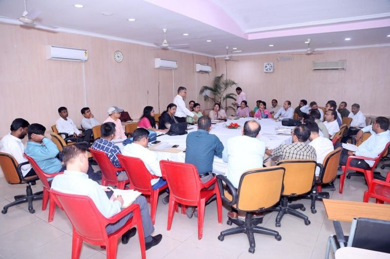 In the run-up to National Departmental Summit on ‘Institutionalising Capacity Building: From Training to Performance-linked Governance’, a State-level Consultation held at Lucknow - Image 3